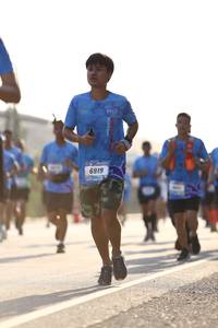 BIB: 6919
                            <button type="button" onclick="openModal(3101139)" class="btn btn-primary btn-sm float-right btn-popup" data-toggle="modal" data-target=".modal-high-quality">
                        <i class="fas fa-shopping-cart"></i> Add to Cart
                    </button>
                                            <button type="button" onclick="isThisMe(3101139, true)" class="btn btn-success btn-sm float-right btn-popup btn-isme hidden" data-toggle="tooltip" data-placement="bottom" title="นี่คือรูปของคุณใช่ไหม คลิกที่นี่เพื่อเอาเข้าอัลบั้ม">
                        <i class="fas fa-plus"></i> Add to album
                    </button>
                    <button type="button" onclick="isThisMe(3101139, false)" class="btn btn-warning btn-sm float-right btn-popup btn-isnotme hidden">
                        <i class="fas fa-ban"></i> Remove from album
                    </button>